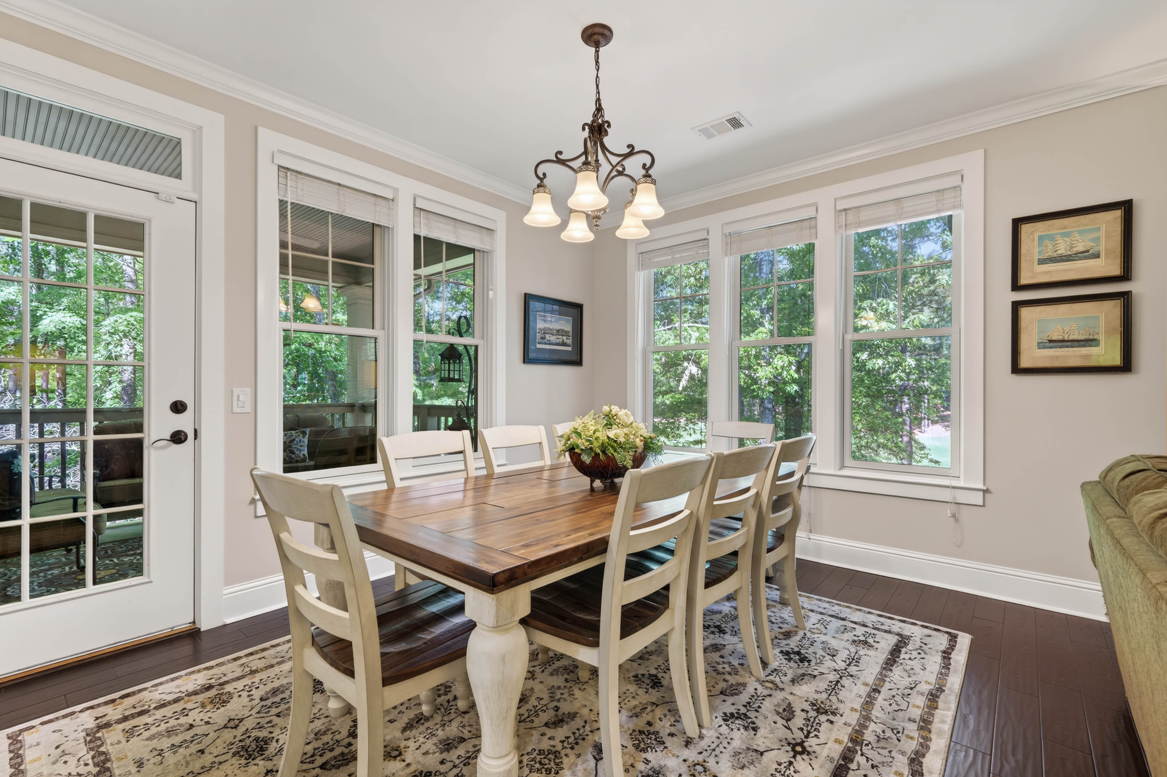 1040E Tailwater image 15